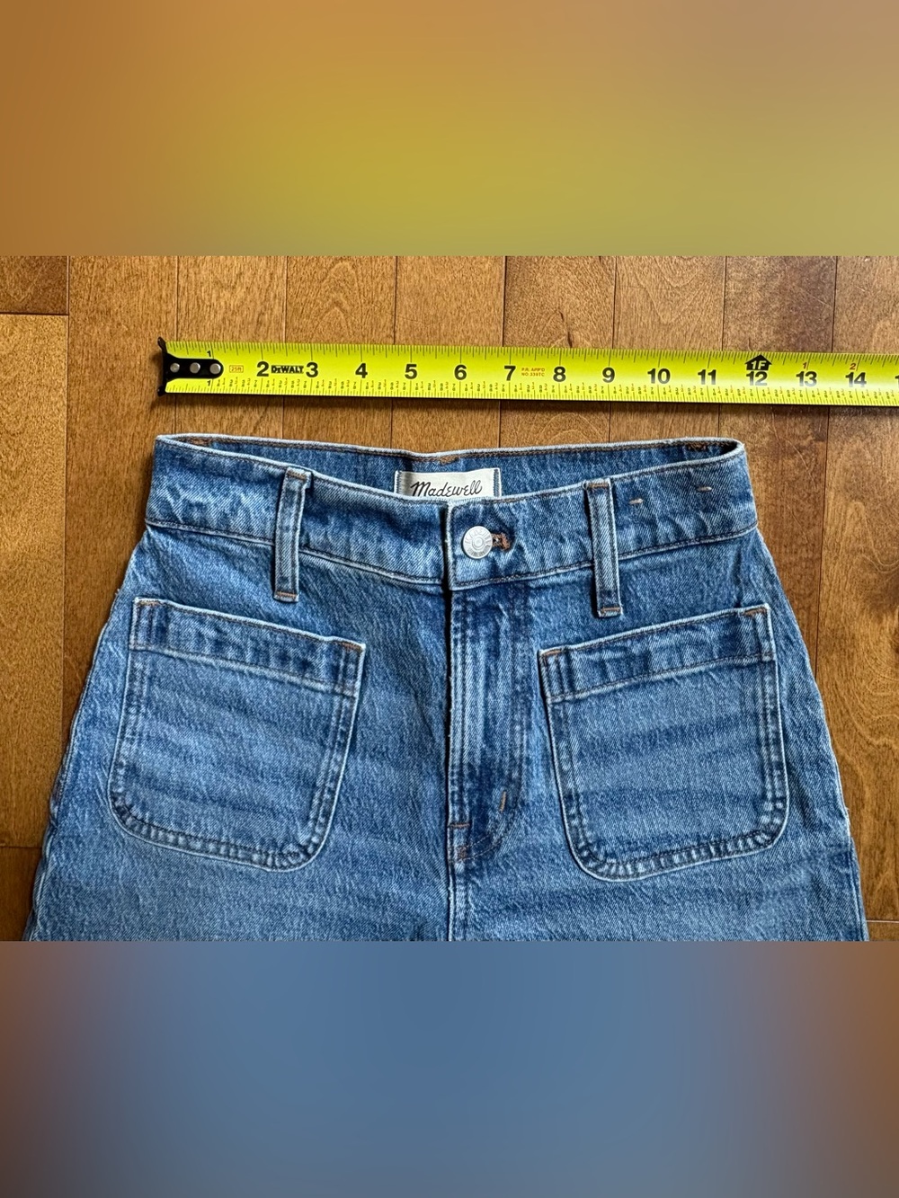 Madewell "The Perfect Vintage" Wide-Leg Patch Pocket Jeans (Size 23) - Picture 5 of 9
